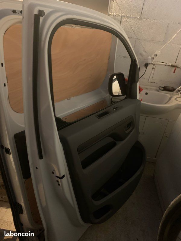 Porte avant gauche Jumpy Expert Scudo Vivaro Proace (image 2)