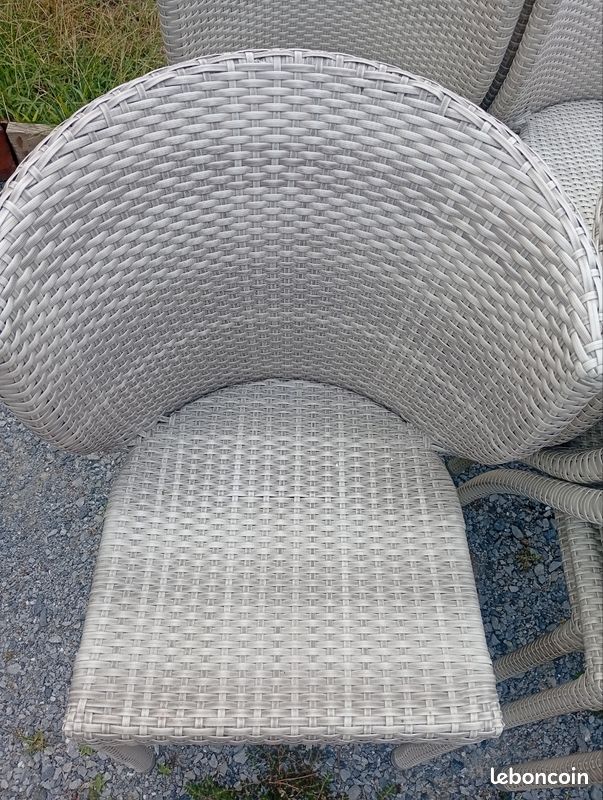 4 chaises de jardin (image 2)