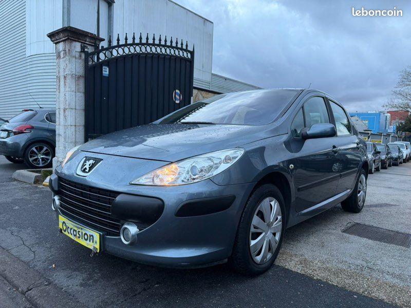 Peugeot 307 ii 1.6 hdi 110ch/ distribution neuf / garantie - Voitures