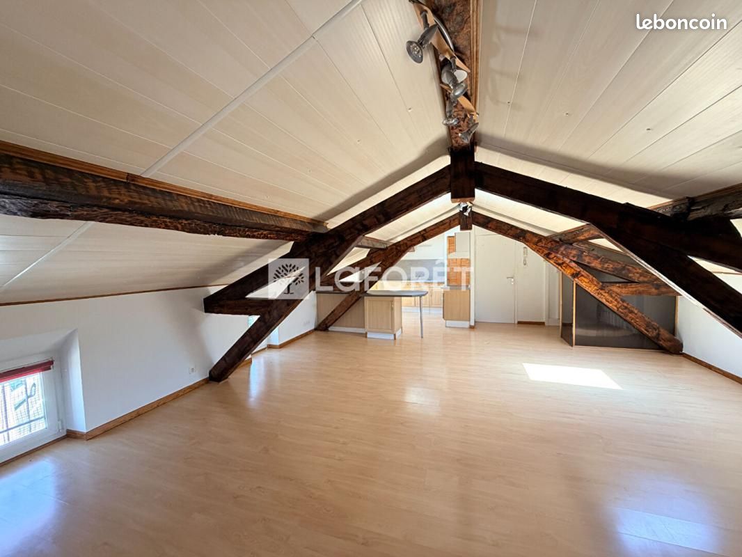 Appartement 1 pièce 29 m² à Saint-Juéry