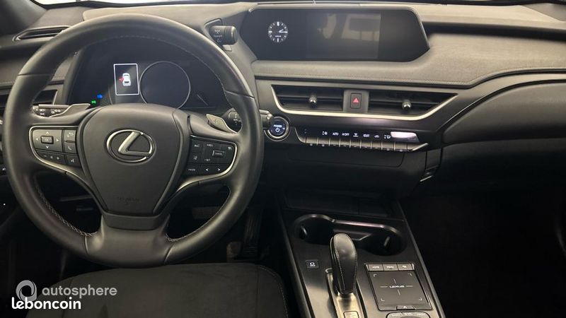 Lexus Ux 300e Pack (image 11)