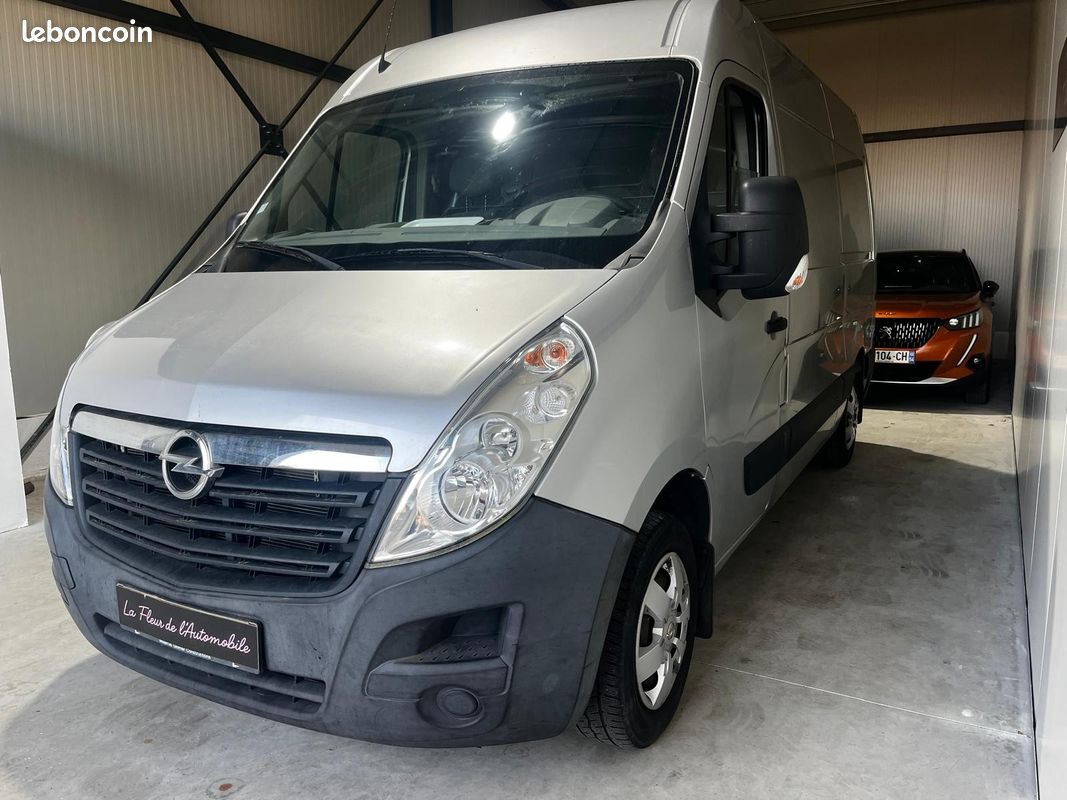 OPEL MOVANO FOURGON 3300 L2H2 2.3 CDTI 130 ch CAMERA DE RECUL - CABINE TRES PROPRE (image 4)