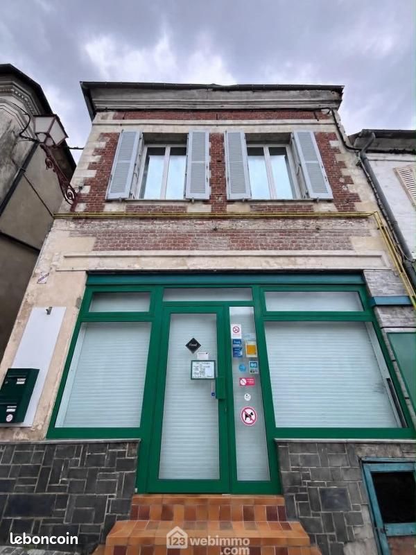 Local commercial 217 m² · à Marle · 217 m² · 146 500 €