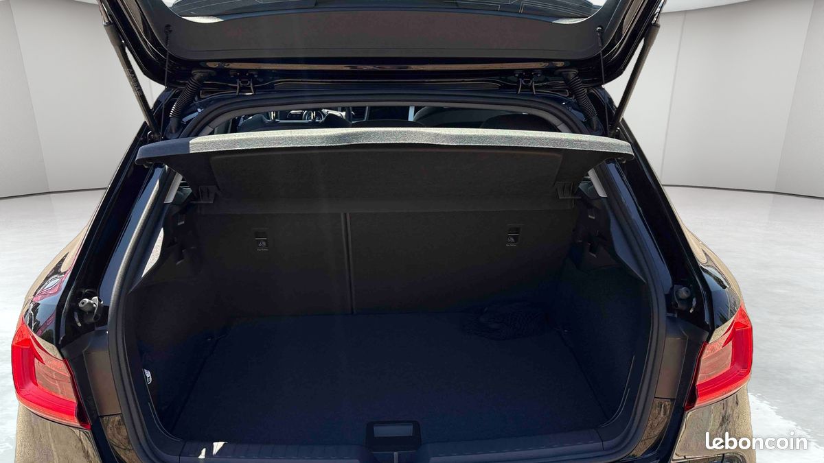 AUDI A1 Sportback 30 TFSI 116 ch S tronic 7 Design (image 13)