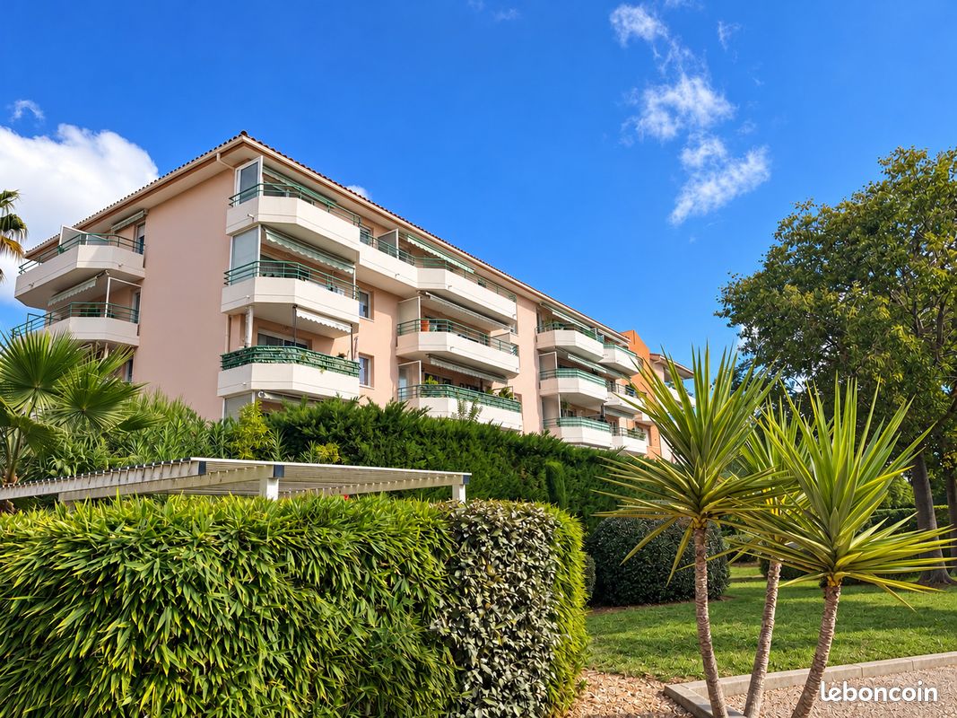 Appartement 3 pièces 89 m² · à Saint-Raphaël · 89 m² · 298 000 €