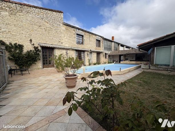 Maison 4 pièces 185 m²