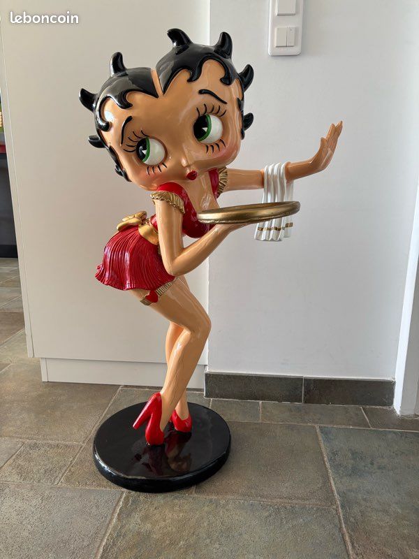Grande statuette Betty Boop serveuse barmaid pied de lampe - Décoration