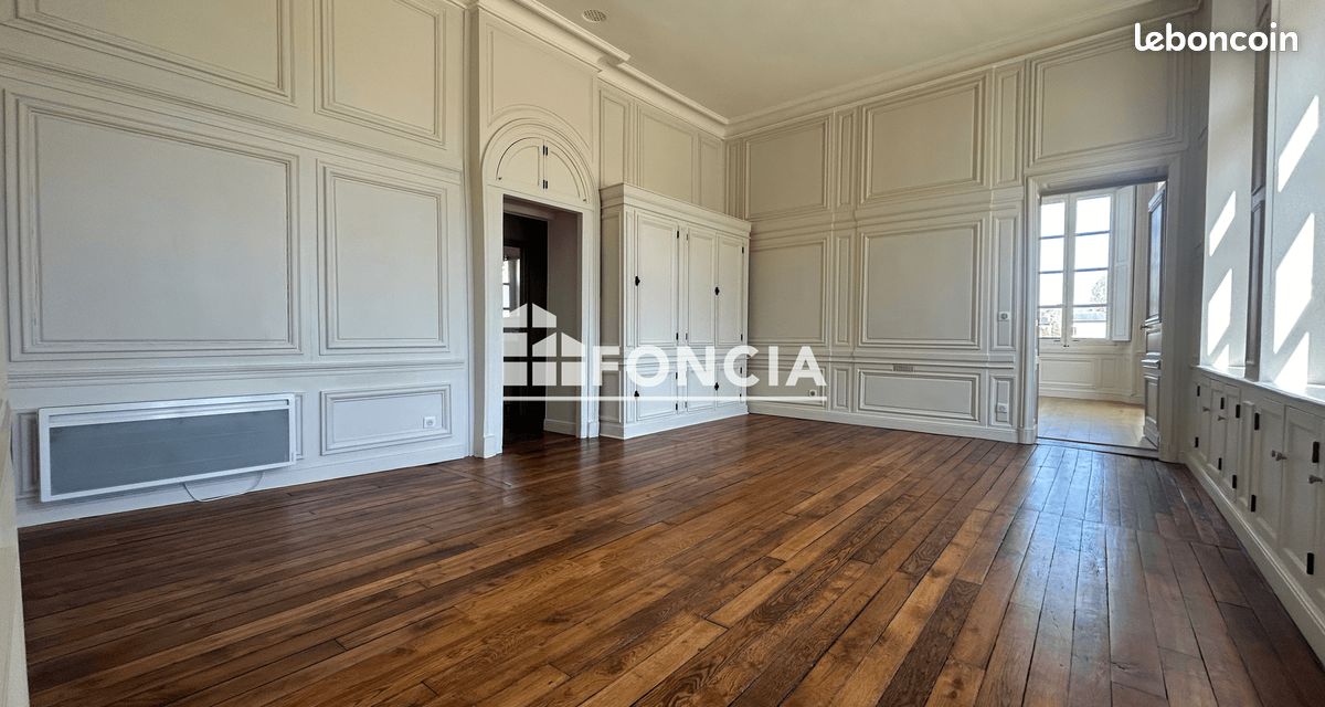 Appartement 4 pièces 90 m² · à Bougival · 90 m² · 1 712 €