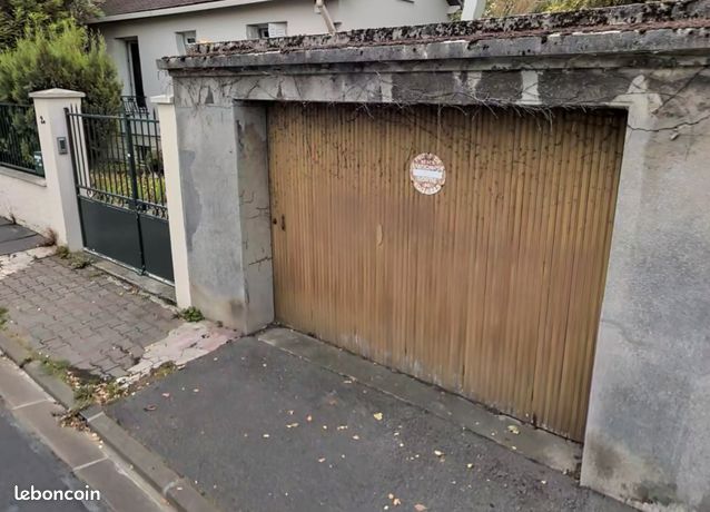 https://img.leboncoin.fr/api/v1/lbcpb1/images/b0/f7/67/b0f7674616145b57cf0cd45b20b3470d2edc3076.jpg?rule=ad-image