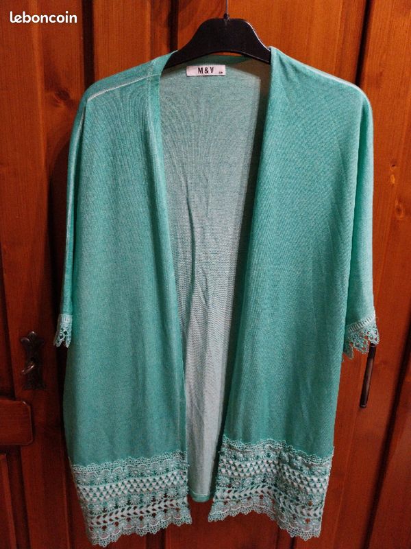 Petite veste d'intérieur ou pour la plage T : S/M (image 1)