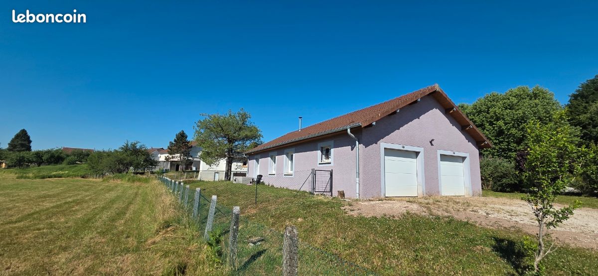 Maison 5 pièces 100 m² · à Lyoffans · 100 m² · 245 000 €