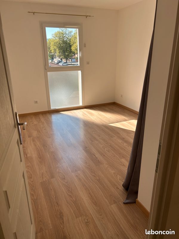 Appartement T3 75 m2 RT2012 (image 7)