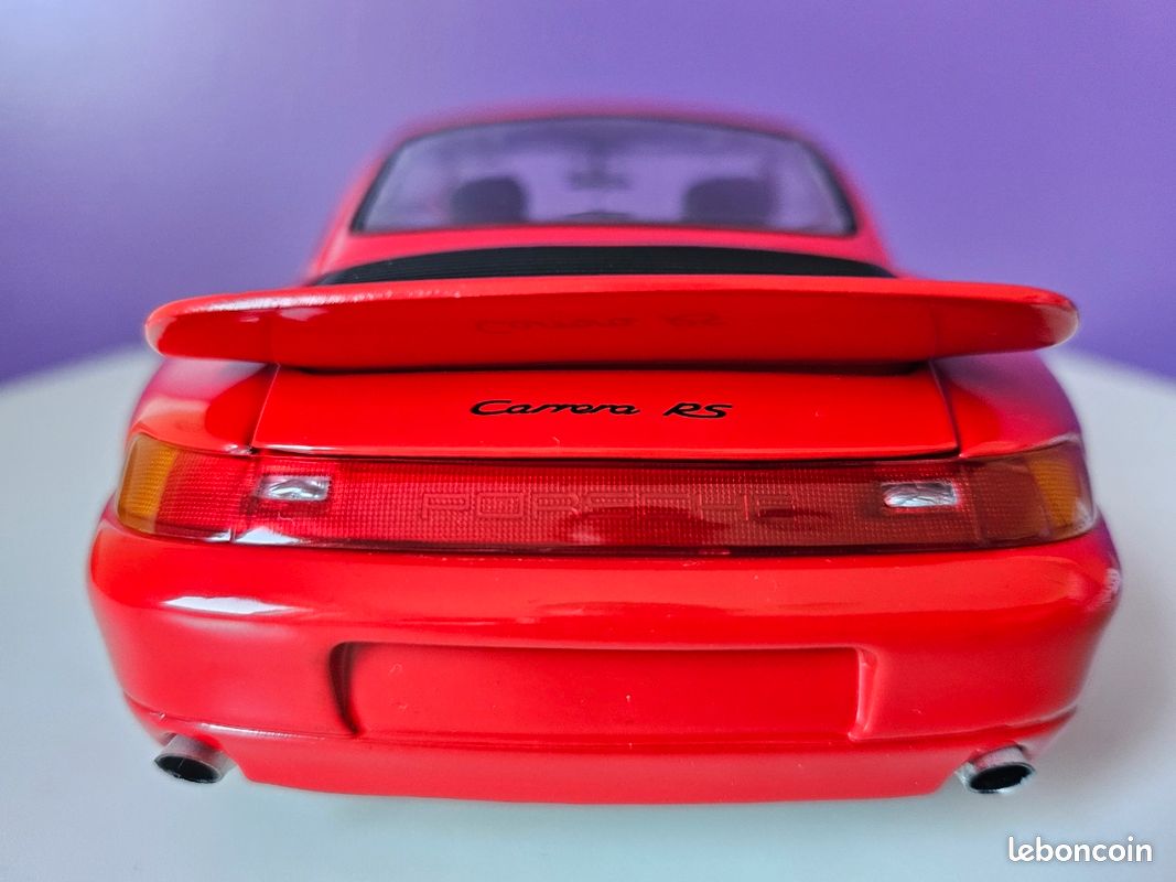 Porsche 911 Turbo Type 993 1997 Argent Arctique Métallique 1/18 UT