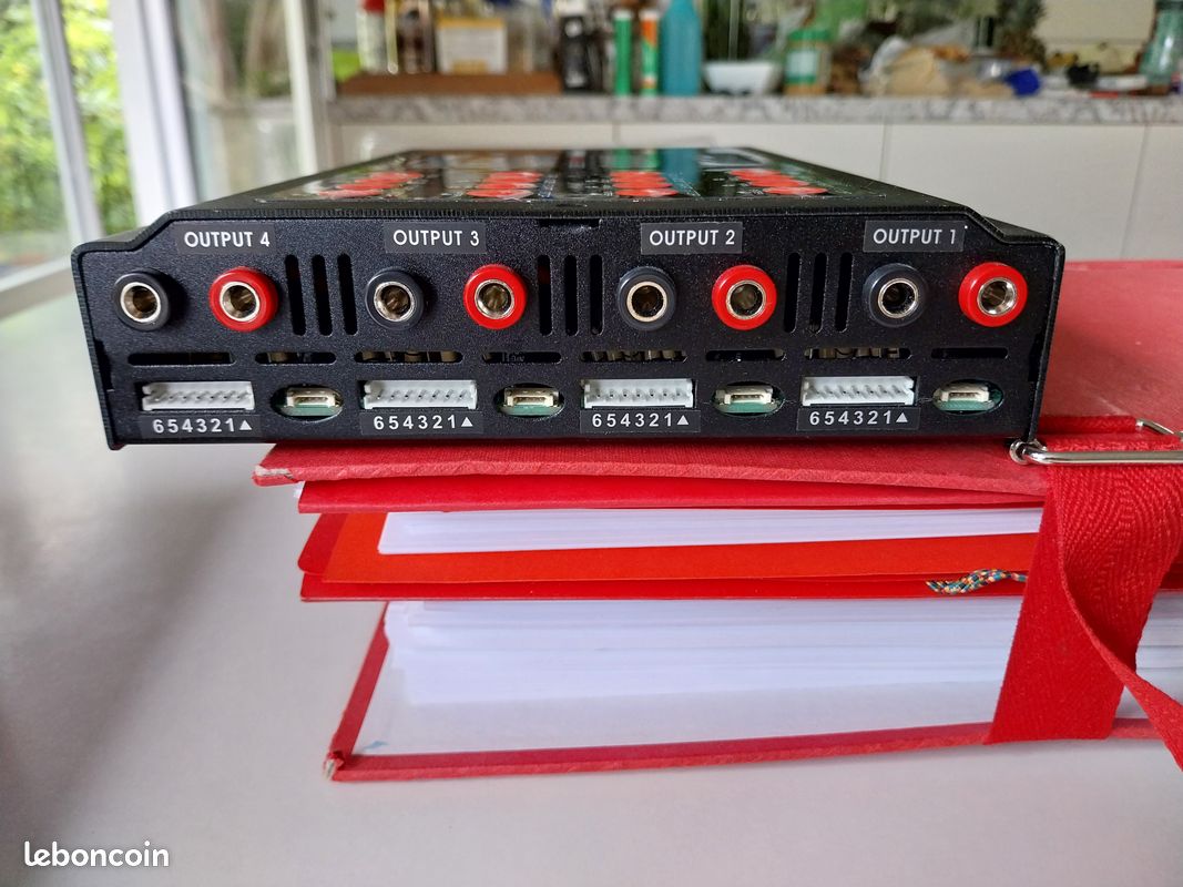 Chargeur Robbe power peak QUAD (image 9)