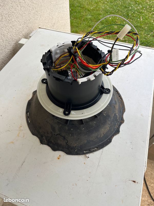 Moteur de coupe pour robot tondeuse John deere Tango E5 serie 2 (image 1)