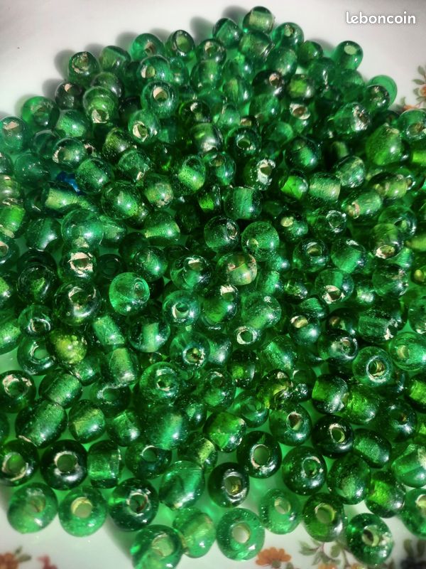 Lot de perles anciennes en pâte de verre (image 7)