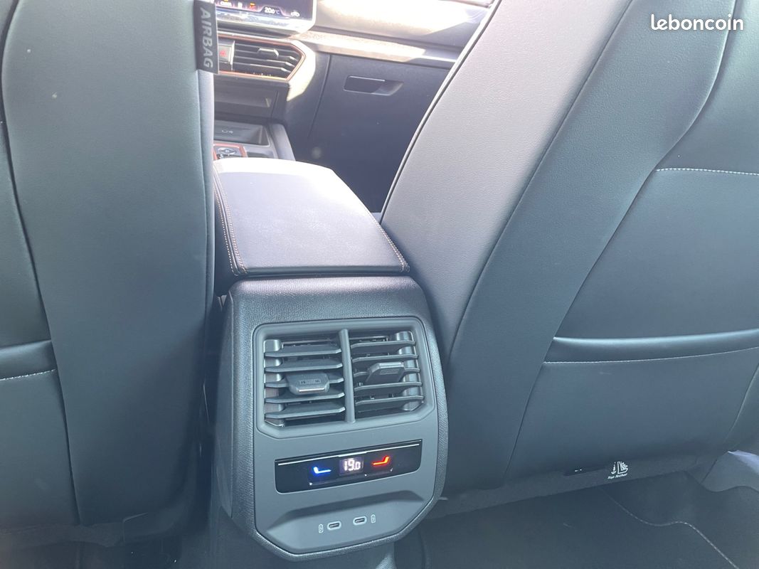 CUPRA Leon 1.5 eTSI Hybrid 150 ch DSG7 V (image 21)