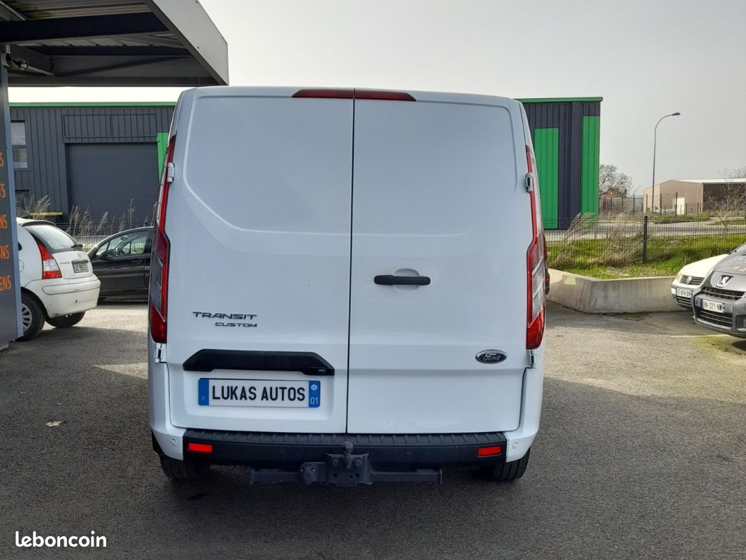 Ford transit custom fourgon l1h1 2.0 ecoblue 130 bva trend business prix 18500 ht (image 5)