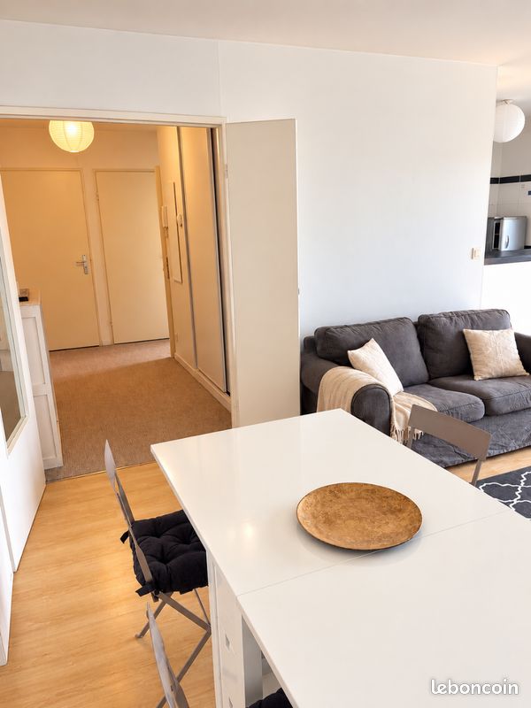 Appartement 2 pièces 52 m² · à Saint-André-lez-Lille · 52 m² · 920 €/mois
