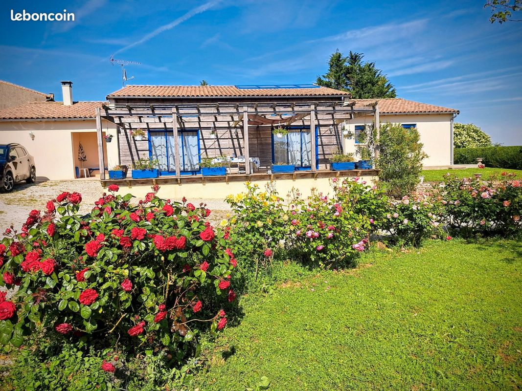 Maison 5 pièces 155 m² · à Champdeniers · 155 m² · 249 000 €
