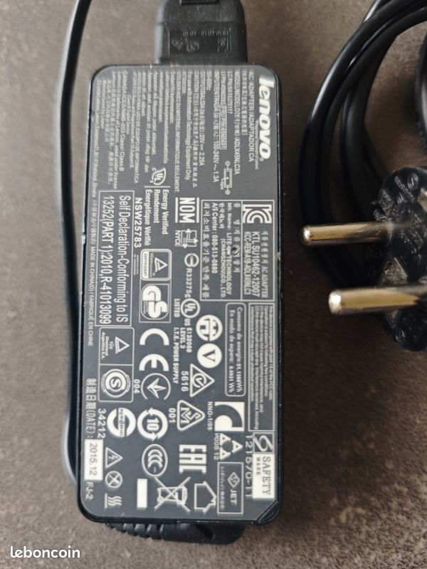 Chargeur Original Lenovo Slim Tip (Embout rectangulaire jaune) (image 2)