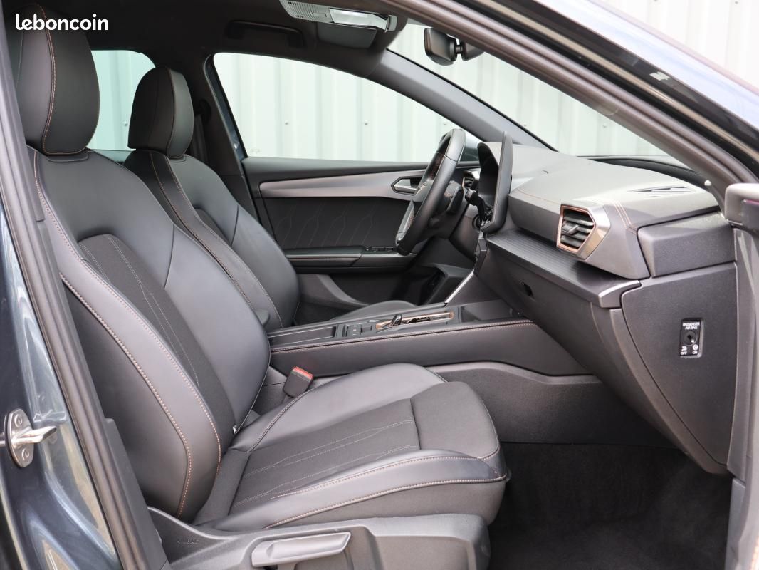 Cupra Leon SPORTSTOURER 1.5 eTSI Hybrid 150 ch DSG7 V (image 8)