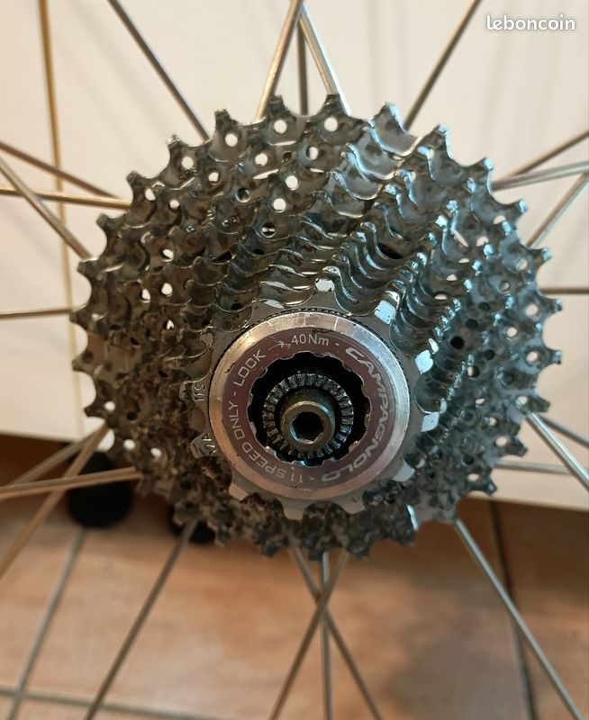Roue arrière Corima (image 6)