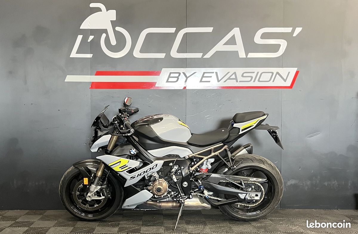 S1000R PACK CARBONE FINITION PRO - 247 / mois SANS APPORT - BMW S 1000 R - S1000 R (image 4)