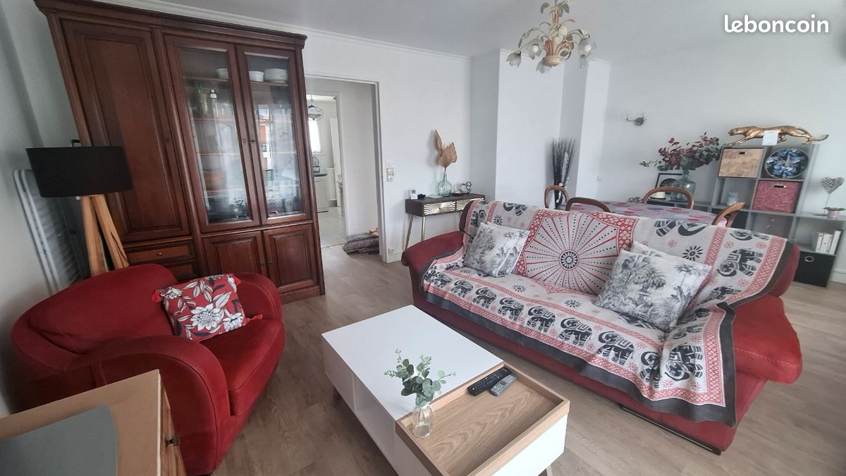 Appartement 3 pièces 66 m² · à Royan · 66 m² · 890 €/mois