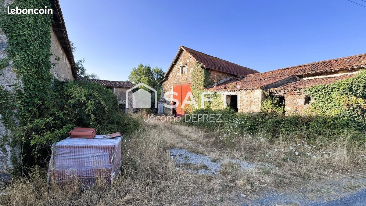 Maison 5 pièces 125 m² · à Mareuil-sur-Lay-Dissais · 125 m² · 120 000 €