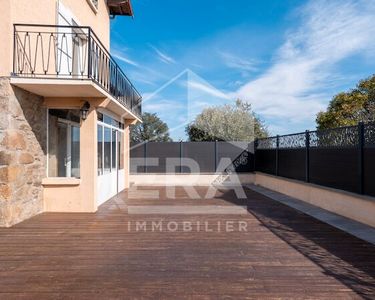 Maison 495 000 € - 184 m²