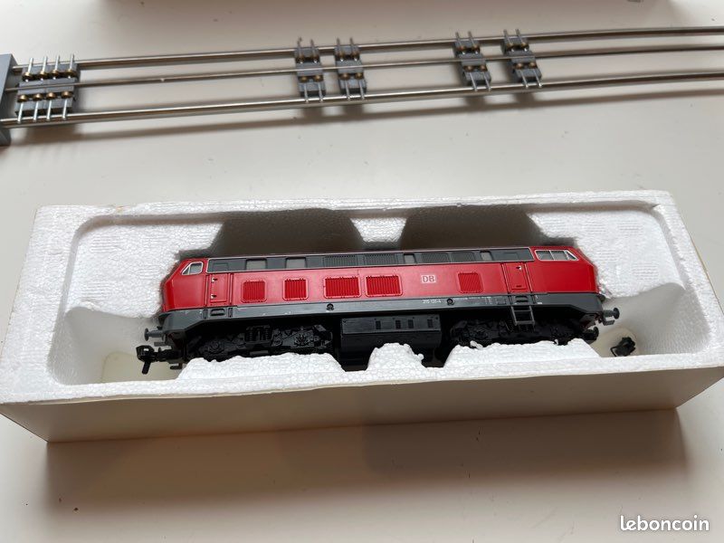 ROCO HO locomotive BB 215 069-6 diesel éclairée