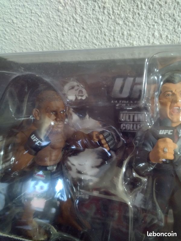 Figurine UFC - coffret arbitre et 2 combattants ⚡💥⚡ (image 4)