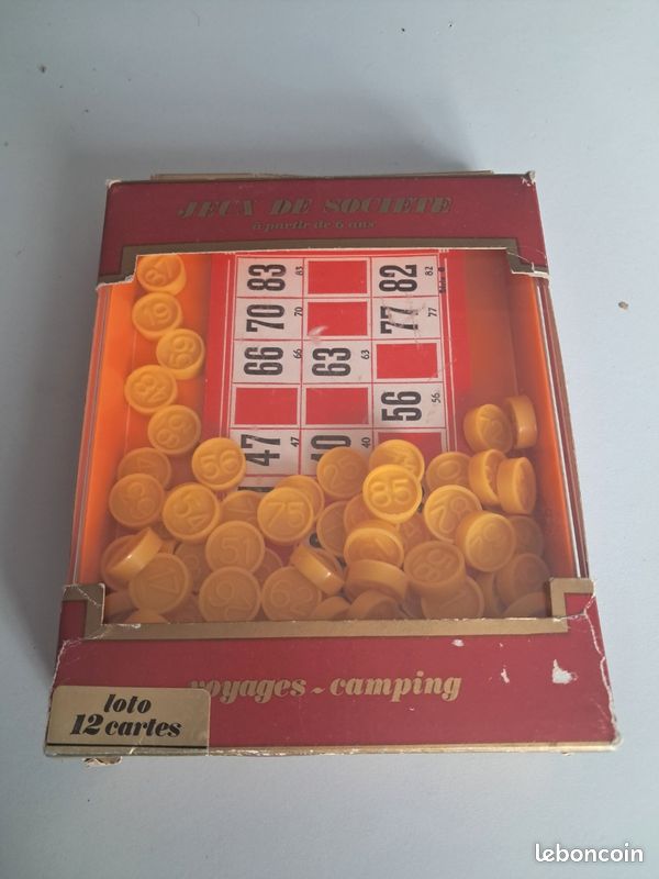 Ancien jeu de loto vintage rétro, jeu de société traditionnel pour