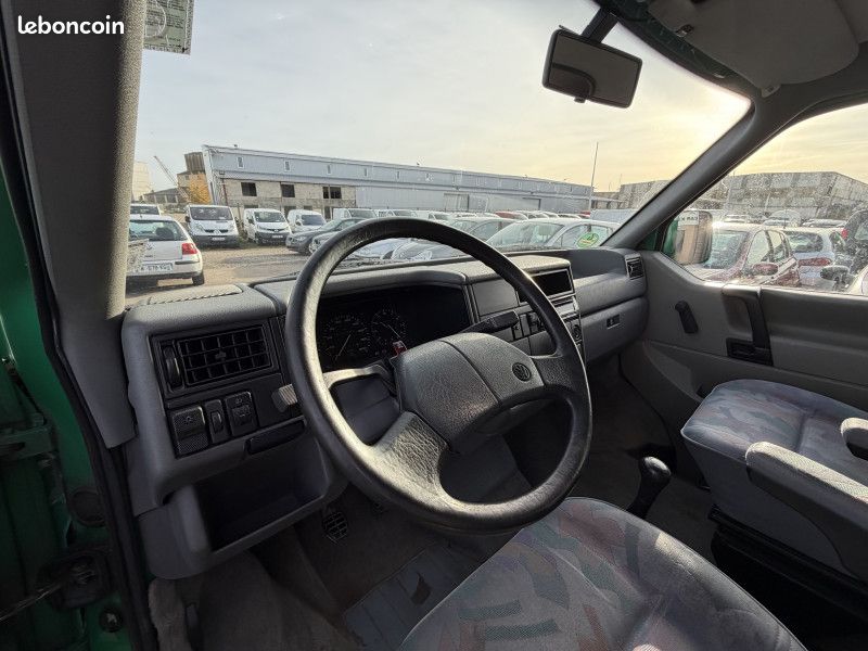 Volkswagen TRANSPORTER CAMPING 2.4D 78CV 5 CYLINDRE WESTFALIA COLLECTION (image 14)