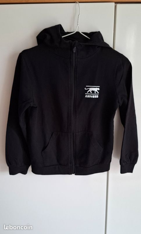 Sweat à capuche à zip noir Airness Vêtements