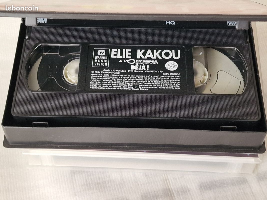 Lot de 5 - K7 vhs ( Elie Kakou, Volcano, MIB, X-Files ) (image 6)