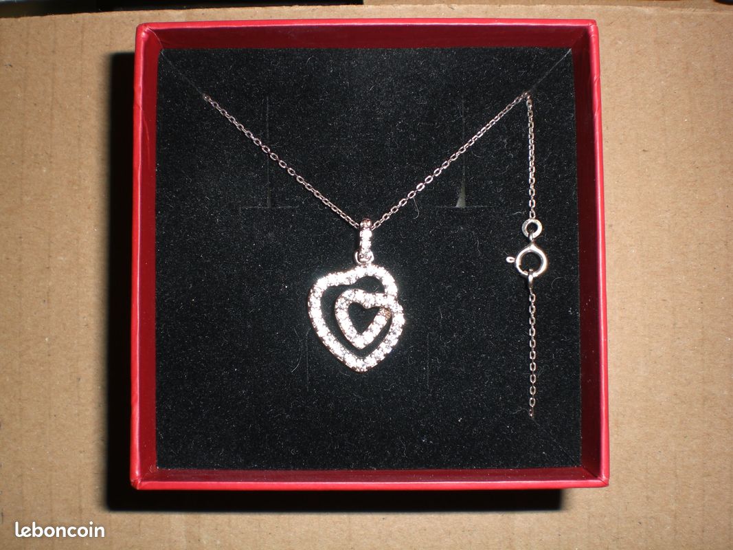 Appareil pour percer oreille ou montre ou piercing ou ... (image 7)