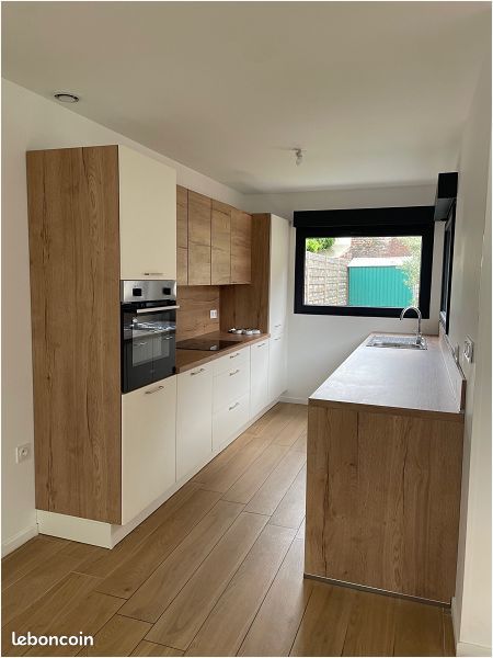 Maison 5 pièces 100 m² · à Lille · 100 m² · 1 380 €