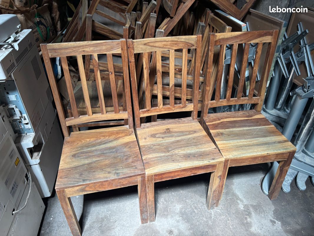 Lot de chaises en bois massif – restauration ou usage domestique (image 1)