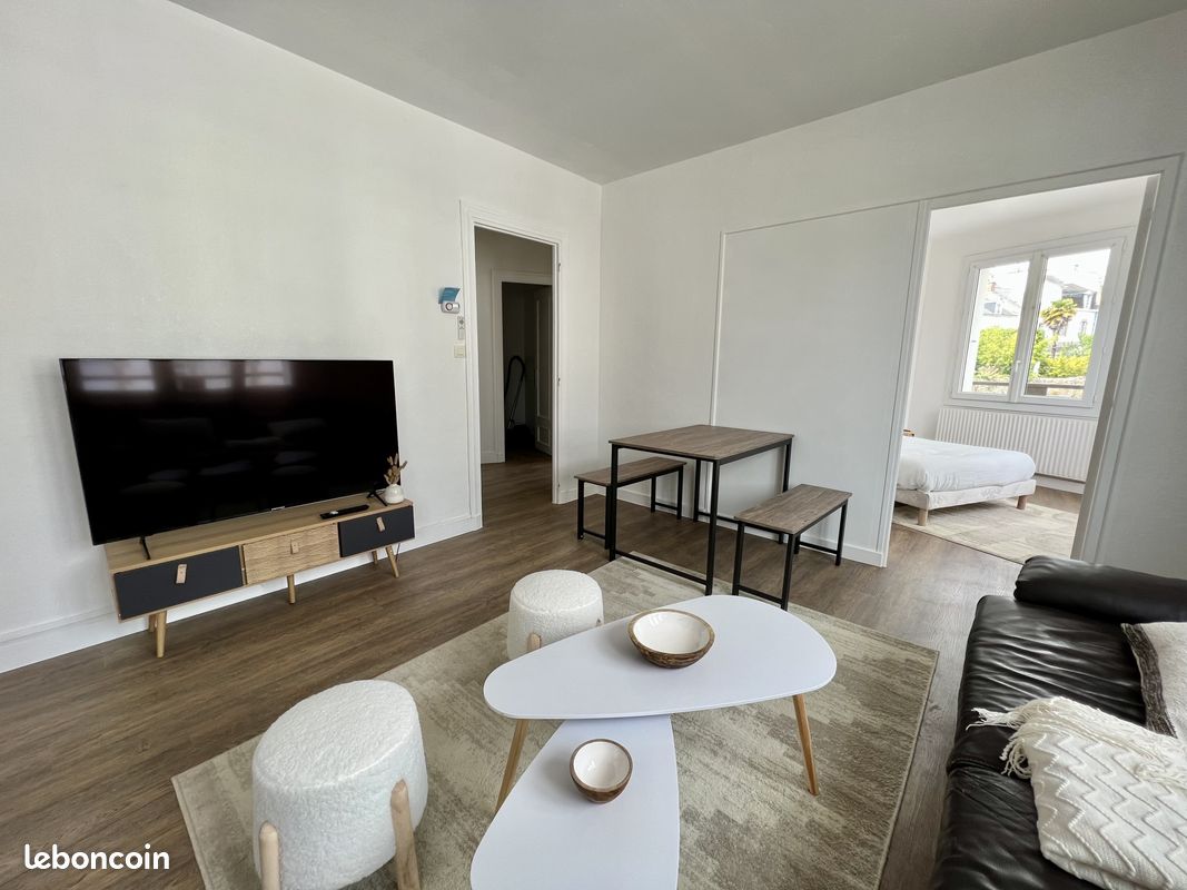 Immeuble 3 pièces 123 m² · à Lorient · 123 m² · 353 600 €