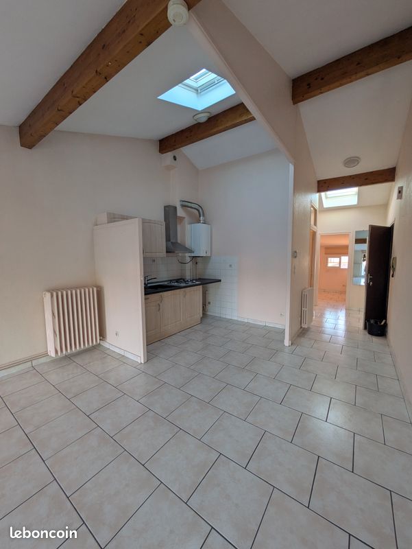 Appartement 2 pièces 47 m² · à Romans-sur-Isère · 47 m² · 570 €/mois