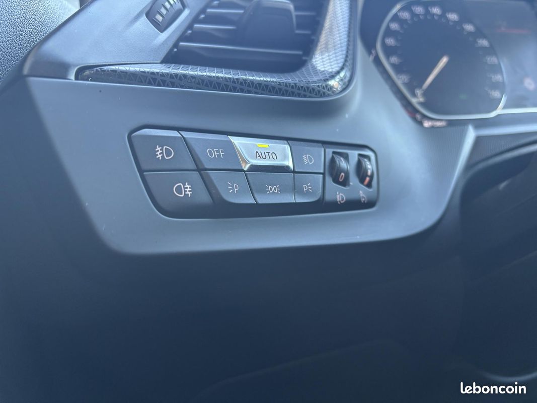 Bmw serie 1 1.5 116 d 115 lounge dkg bva (image 25)