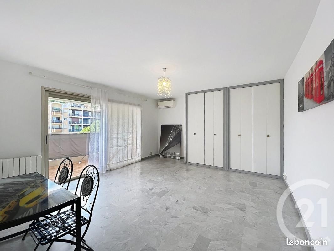 Appartement 1 pièce 33 m² · à Mandelieu-la-Napoule · 33 m² · 729 €/mois