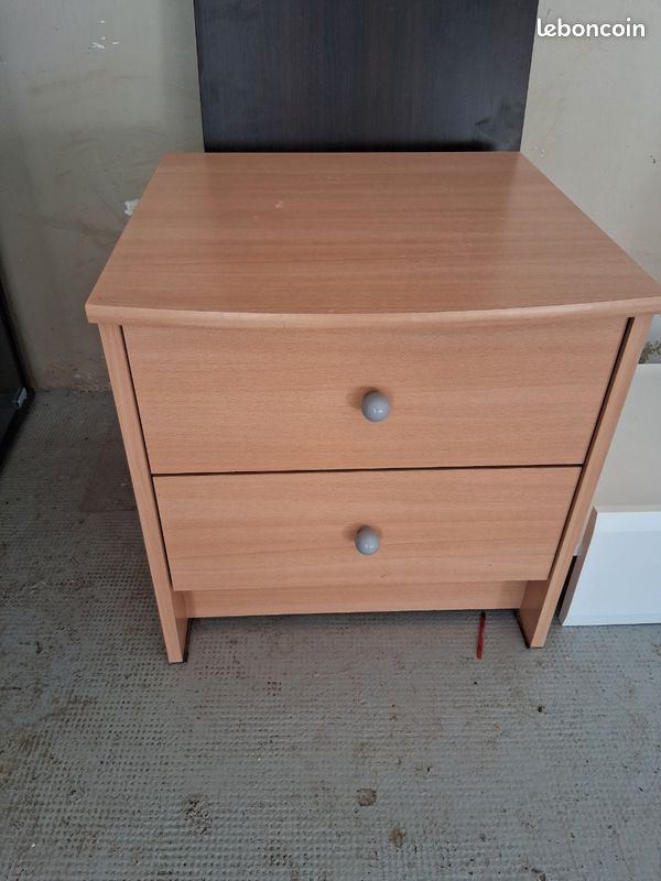 Table chevet (image 1)