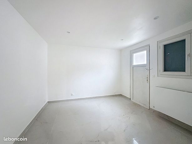 Maison a louer champigny-sur-marne - 8 pièce(s) - 163 m2 - Surfyn