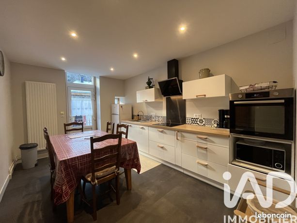 Immeuble 176 m² Mont-Dore