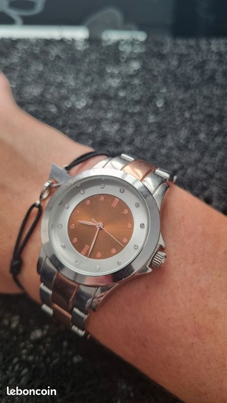 Montre et bracelet - Pile neuve (image 1)