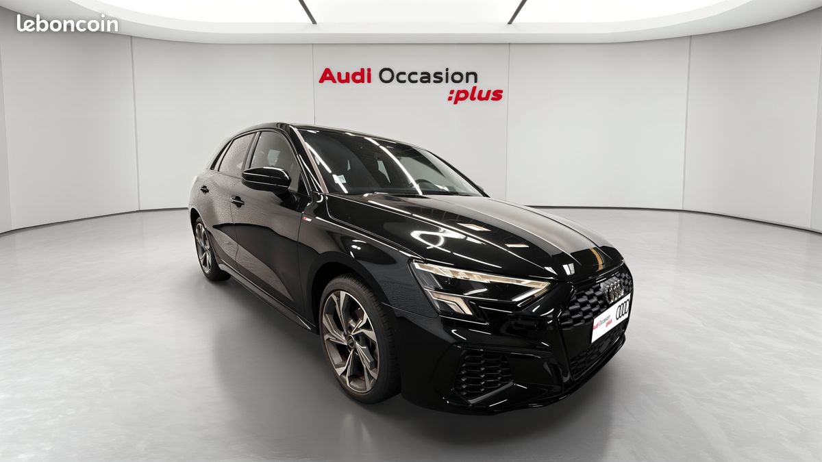 AUDI A3 Sportback 35 TDI 150 S tronic 7 S Line (image 7)