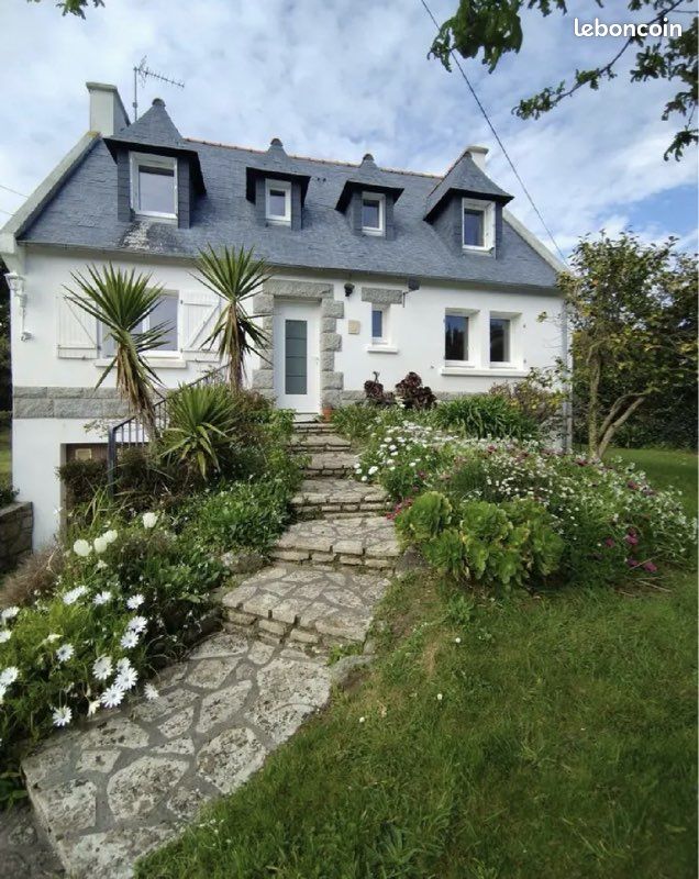 Maison 7 pièces 123 m² · à Plougonvelin · 123 m² · 380 000 €